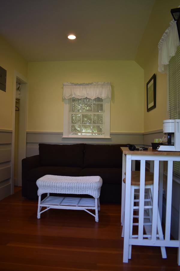 Hathaways Guest Cottages 查尔斯敦 外观 照片