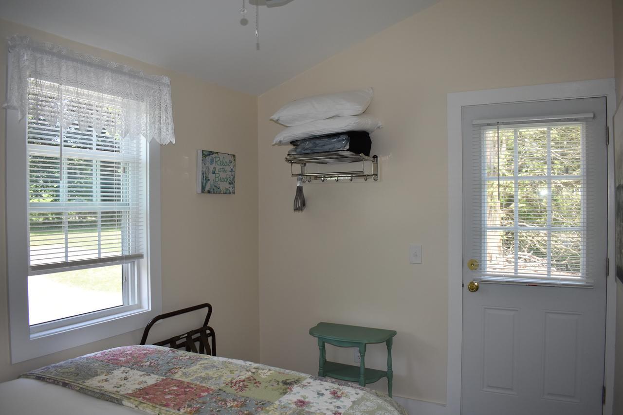 Hathaways Guest Cottages 查尔斯敦 外观 照片